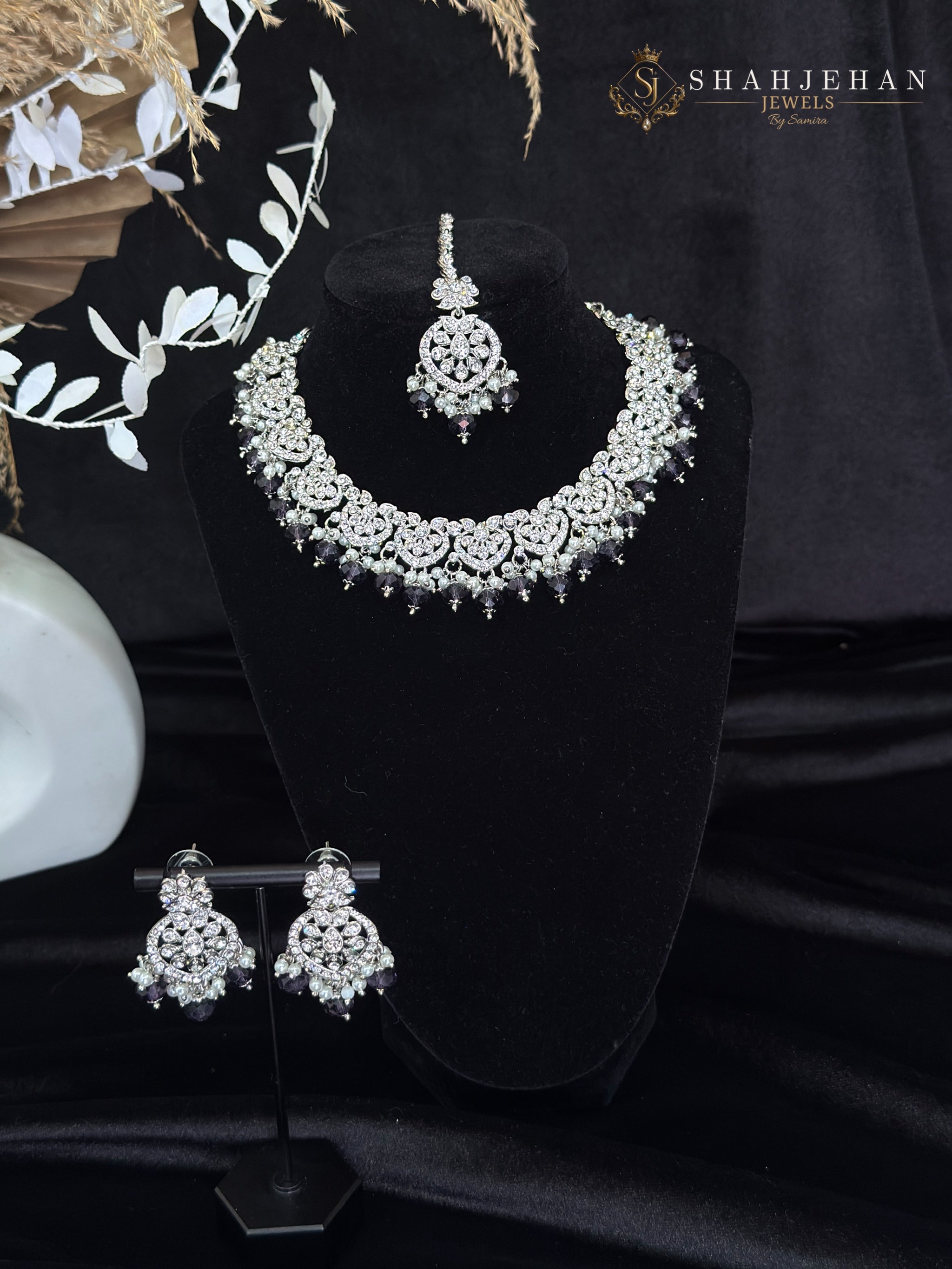 Noiréa Bridal Set – Necklace, Tikka & Earrings