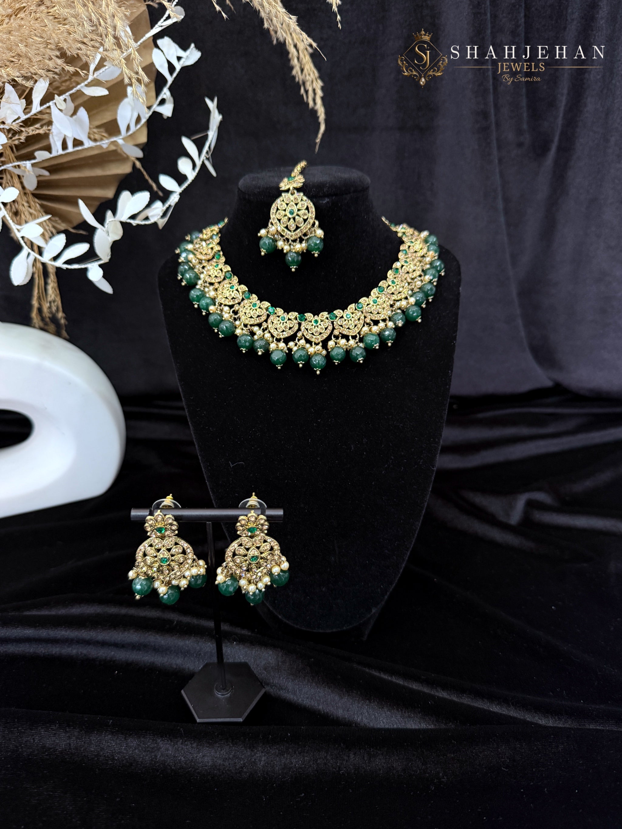 Zunaira Green Bridal Set – Necklace, Tikka & Earrings